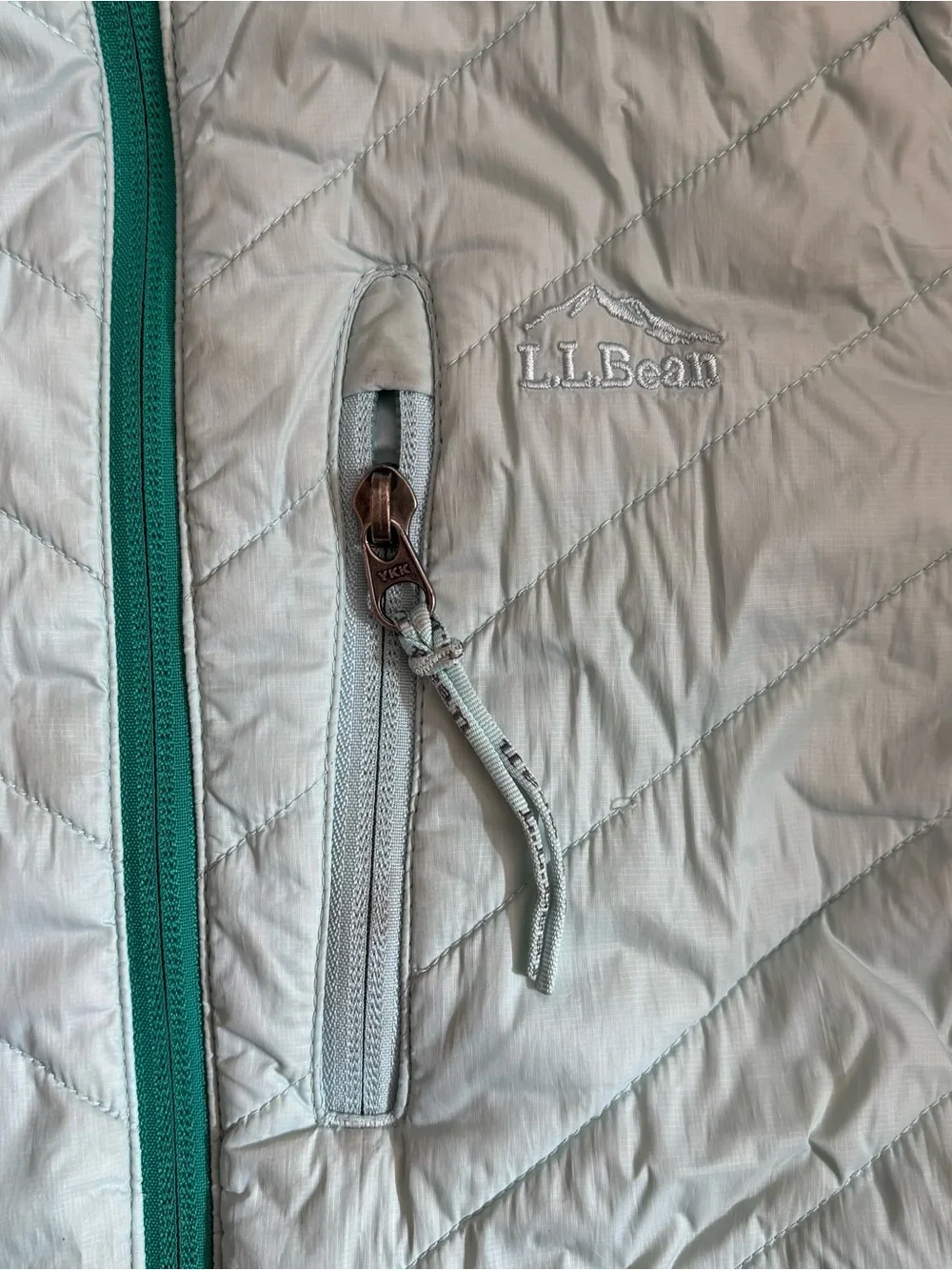 LL Bean Aqua Quilted Packable Puffer Jacket with Contrast Zip Kids size 8